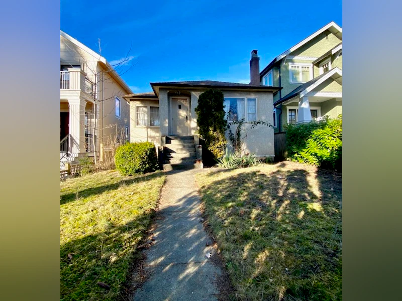 4077 W 18th Avenue, Vancouver BC V6S 1B9