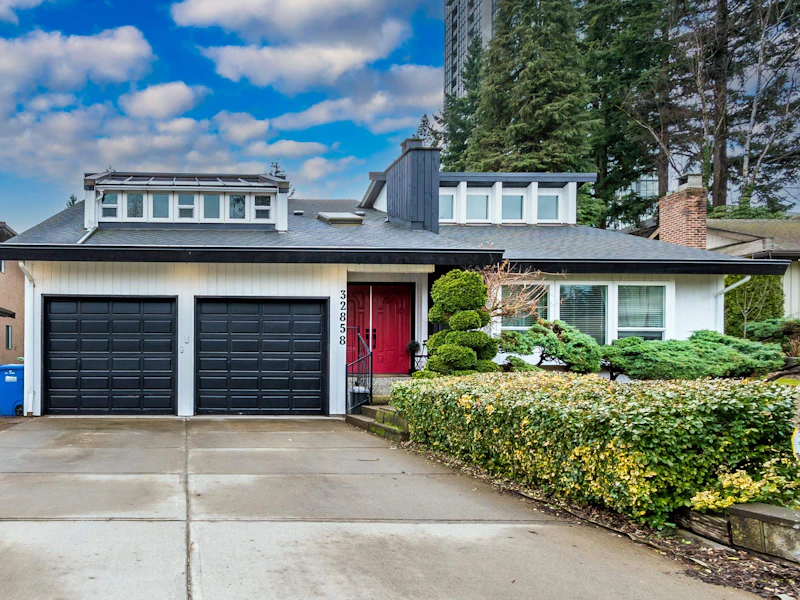 32858 Ashley Way, Abbotsford BC V2S 5W3