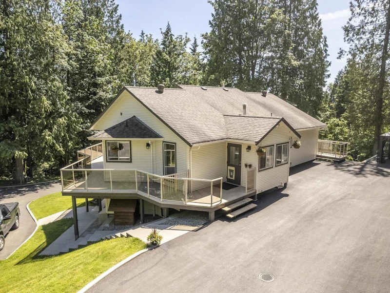 9621 Barr Street, Mission BC V2V 7E1
