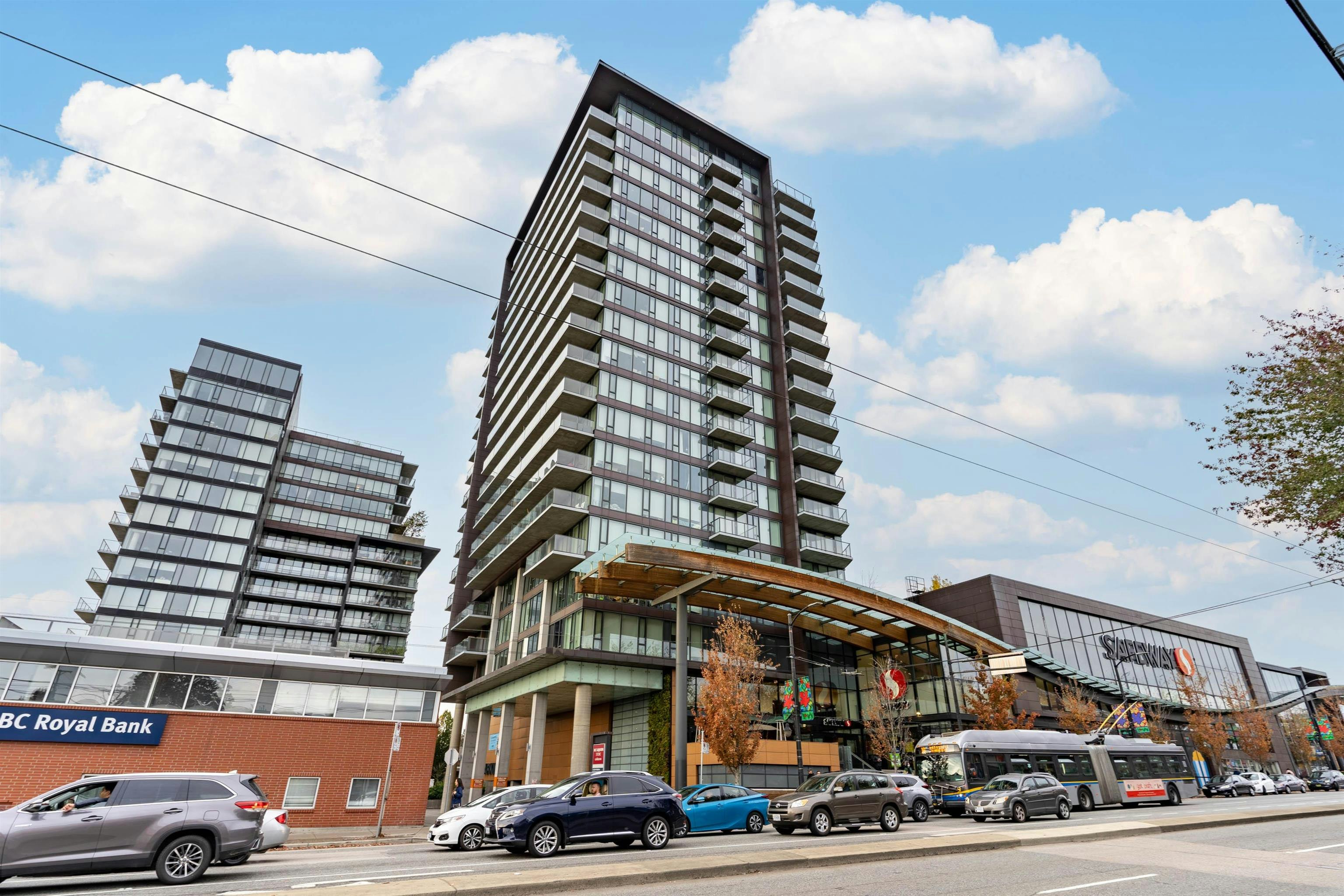 706-8555 Granville Street, Vancouver, BC, V6P 0C3