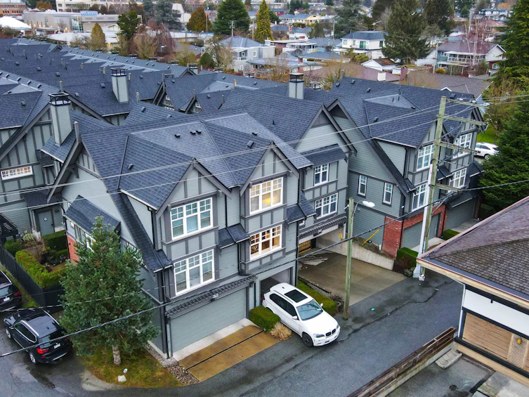 5633 Willow Street, Vancouver, BC, V5Z 3S3