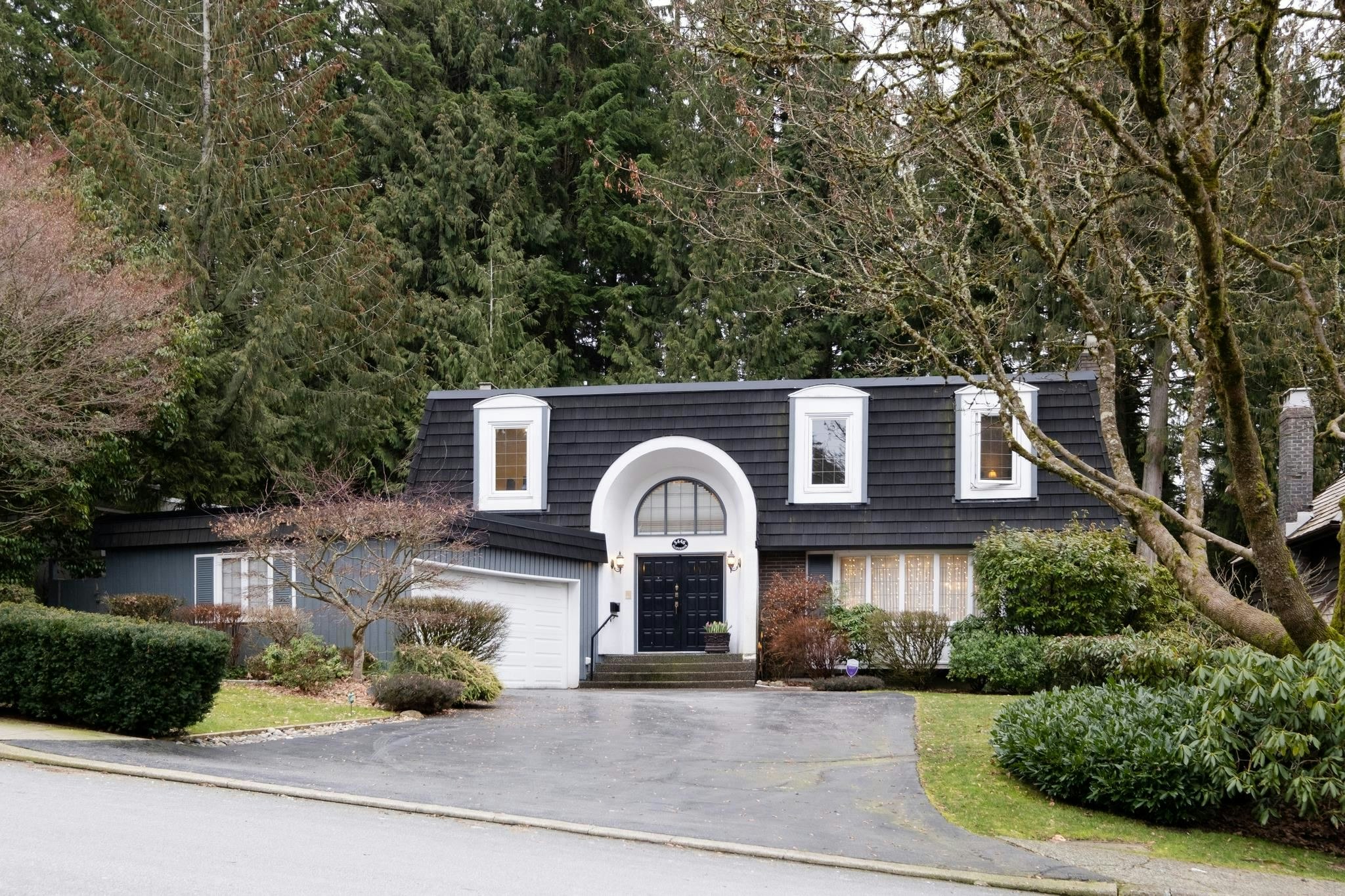 5446 Cliffridge Avenue, North Vancouver, BC, V7R 4M4