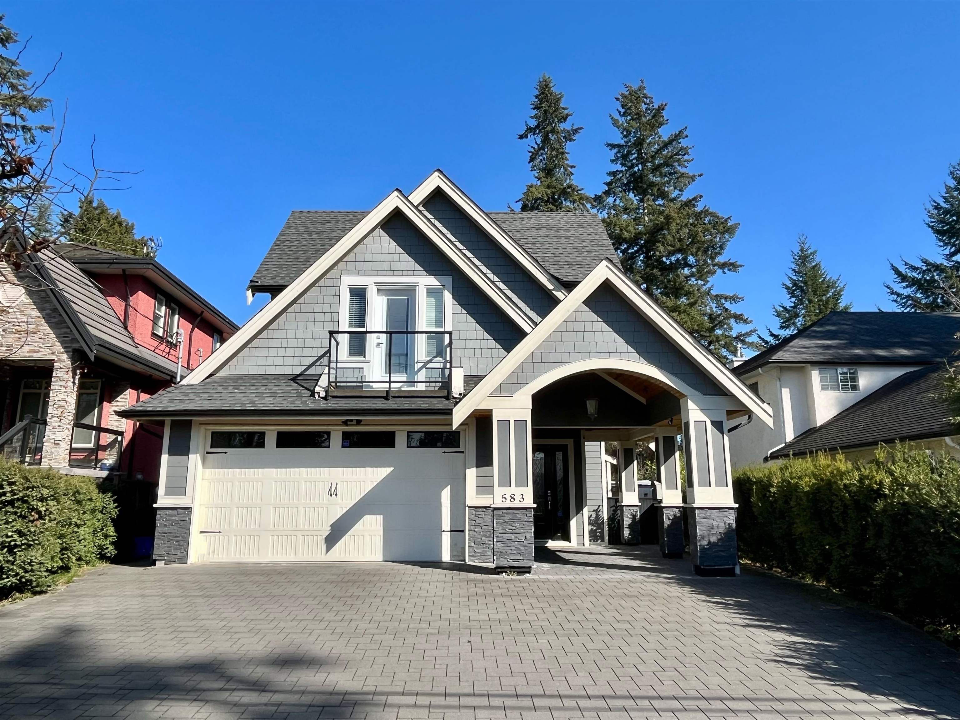 583 Hillcrest Street, Coquitlam, BC, V3J 6N7