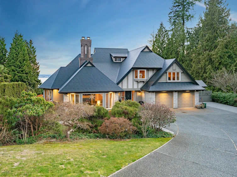 2478 Westhill Court, West Vancouver, BC, V7S 3A5