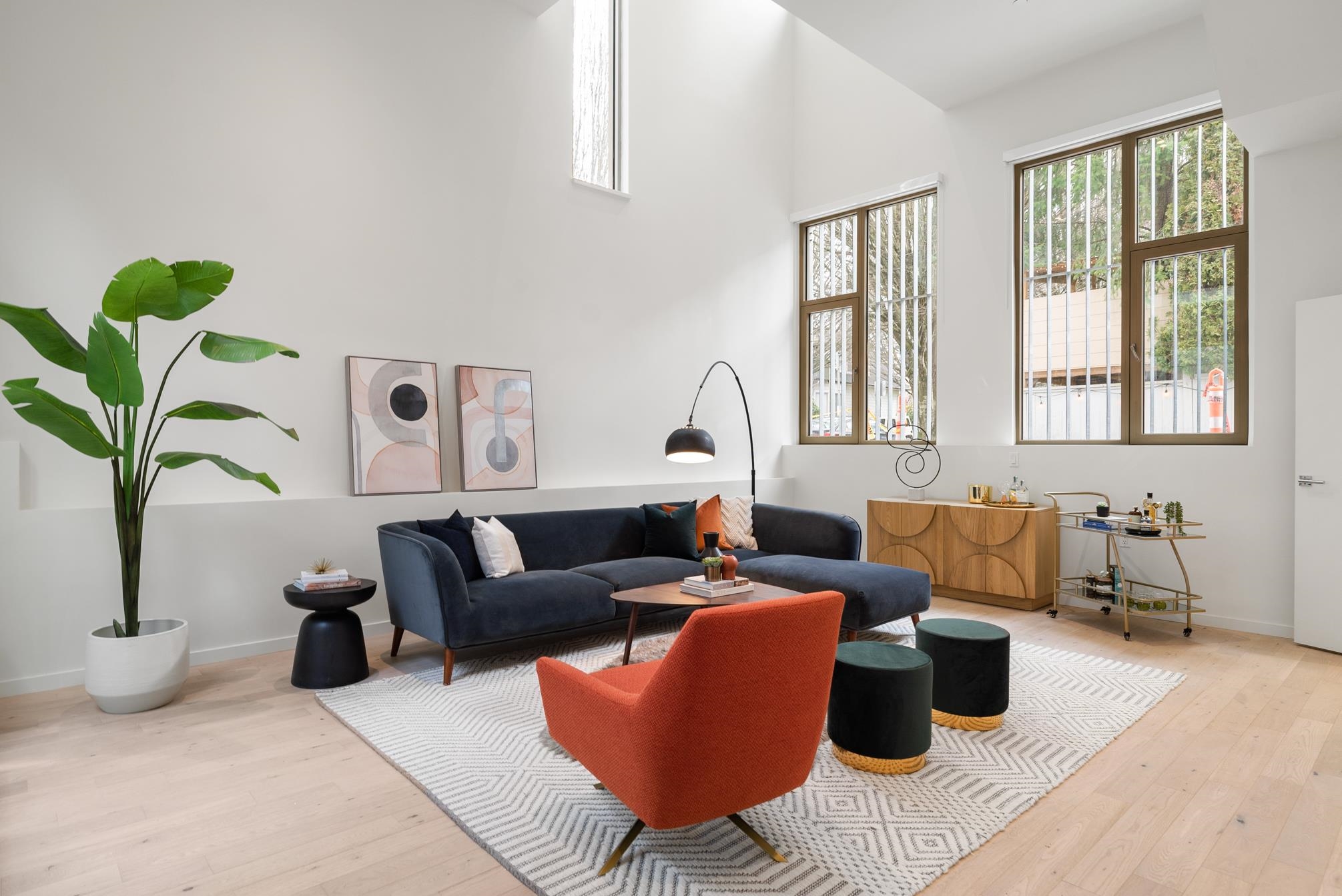 13-10 W 17th Avenue, Vancouver, BC, V5Y 1Z4