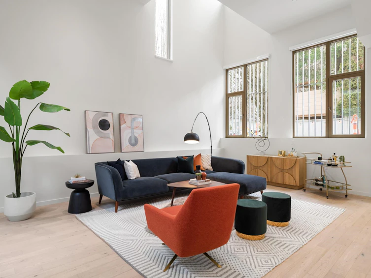 13-10 W 17th Avenue, Vancouver, BC, V5Y 1Z4
