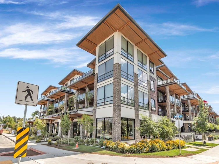 303-12460 191 Street, Pitt Meadows, BC, V3Y 2J2