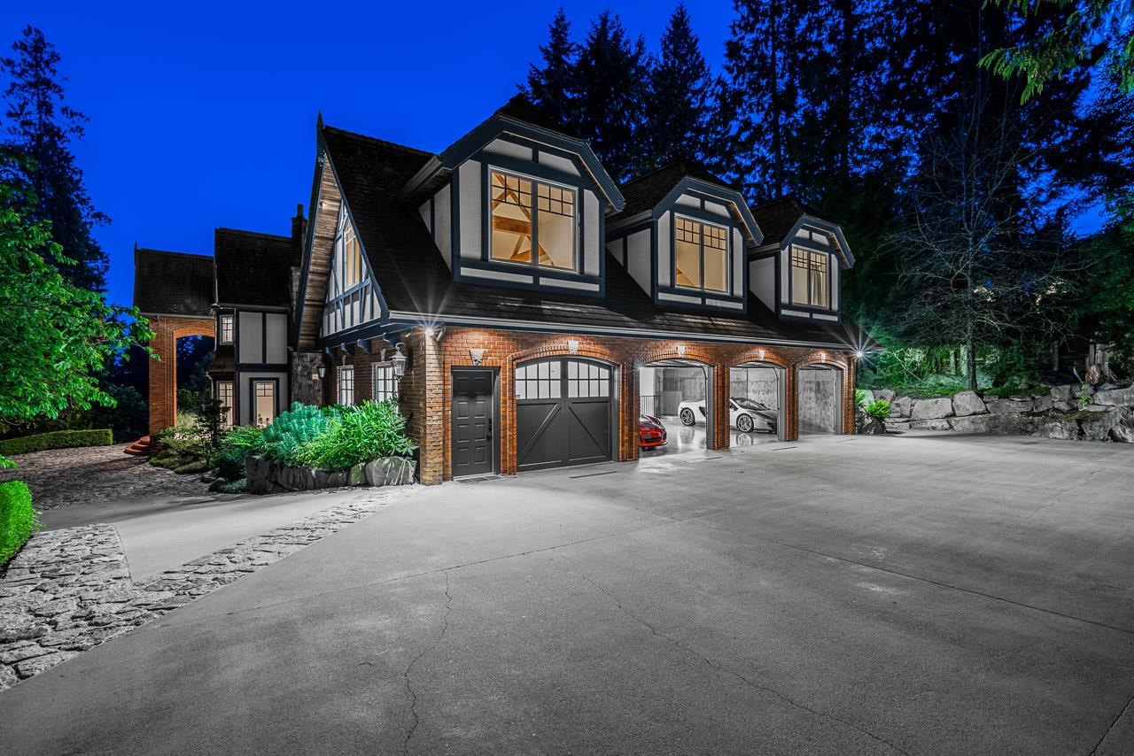 4555 Piccadilly North Road, West Vancouver, BC, V7W 1E1