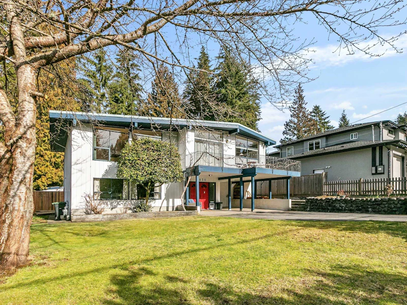 1830 Ross Road, North Vancouver BC V7J 1V7