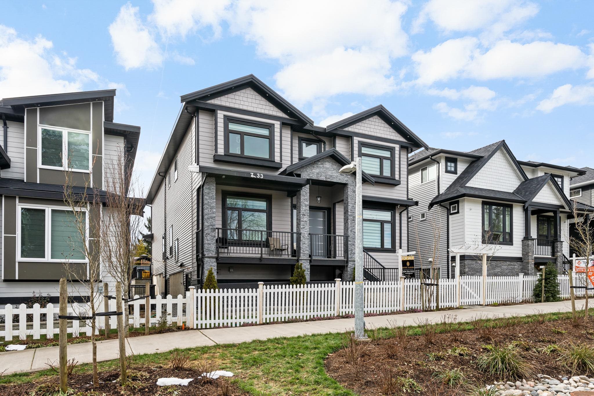 7133 206 Street, Langley, BC, V2Y 3J9