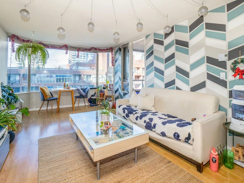 804 - 1330 Hornby Street, Vancouver BC V6Z 1W5