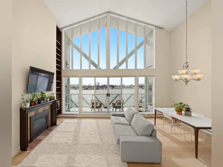 410-2020 E Kent Avenue South, Vancouver, BC, V5P 4X1