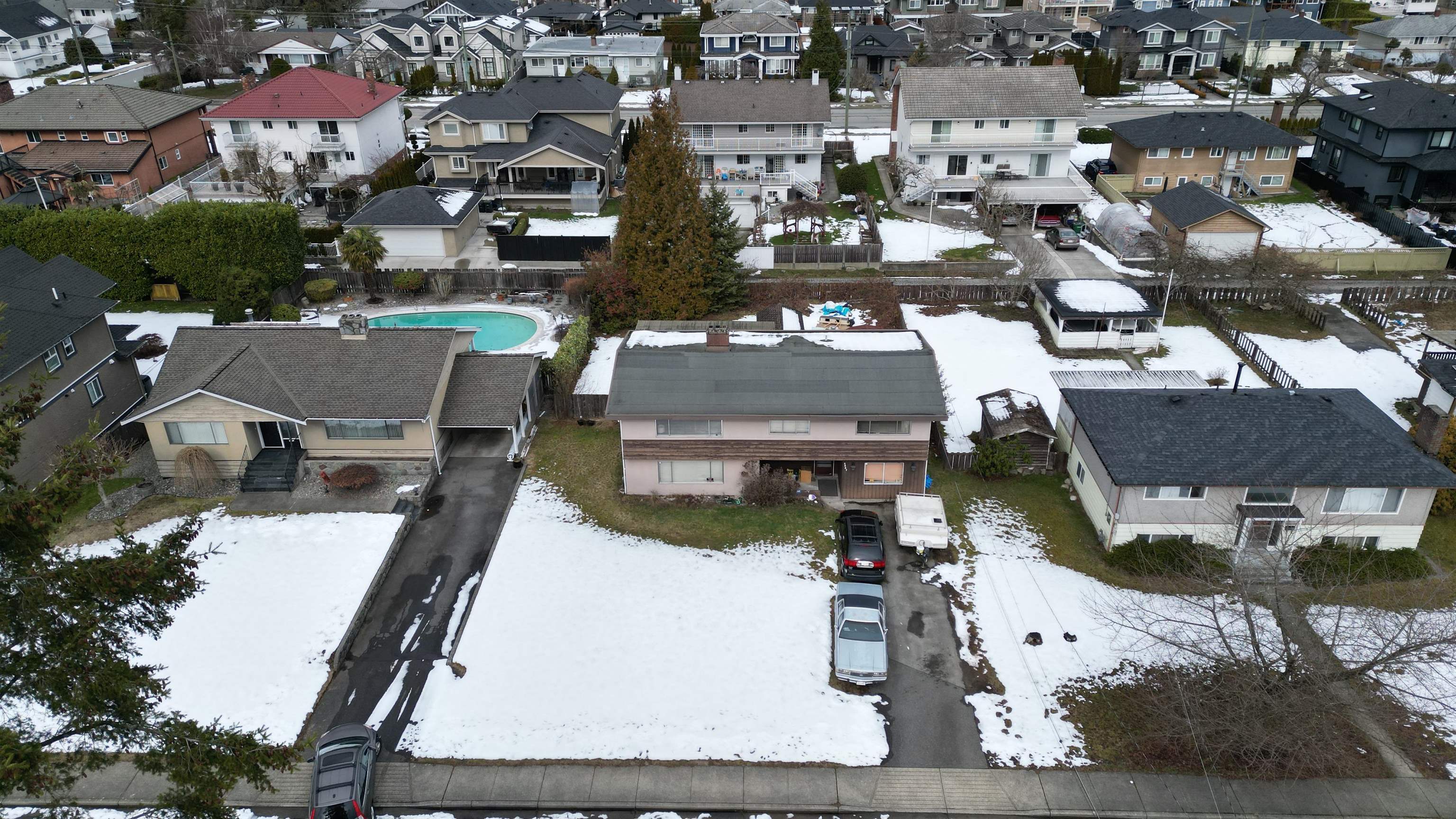 6887 Napier Street, Burnaby, BC, V5B 2C5