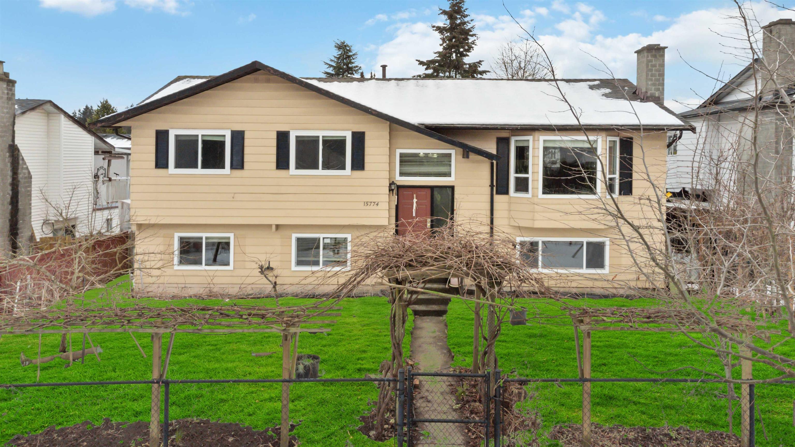 15774 96 Avenue, Surrey, BC, V4N 2L2
