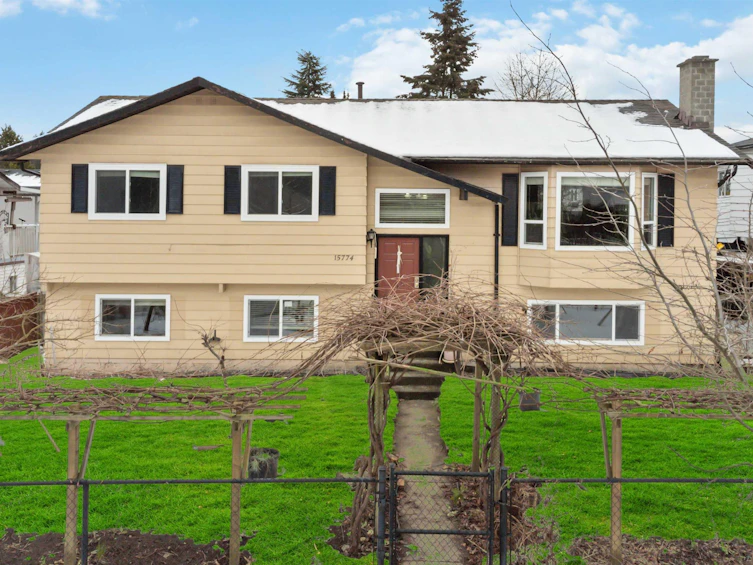 15774 96 Avenue, Surrey, BC, V4N 2L2