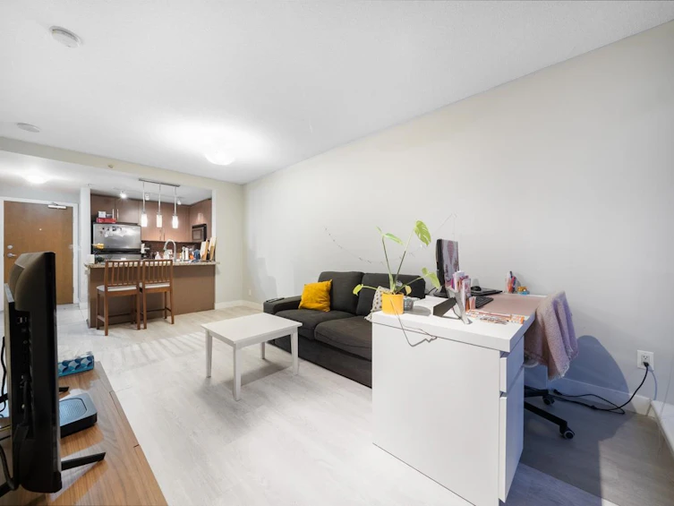 1207-888 Carnarvon Street, New Westminster, BC, V3M 0C6