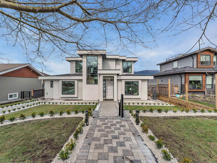 7045 Ridge Drive, Burnaby, BC, V5A 1A8