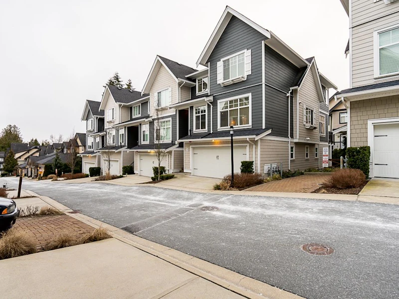 23 - 19938 70th Avenue, Langley BC