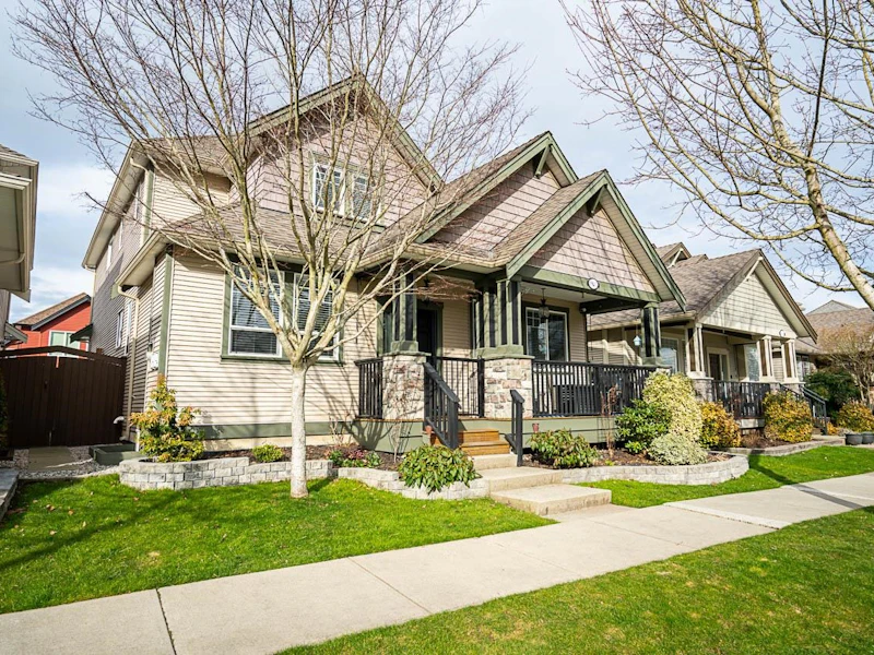 19237 69th Avenue, Surrey BC V4N 0B7