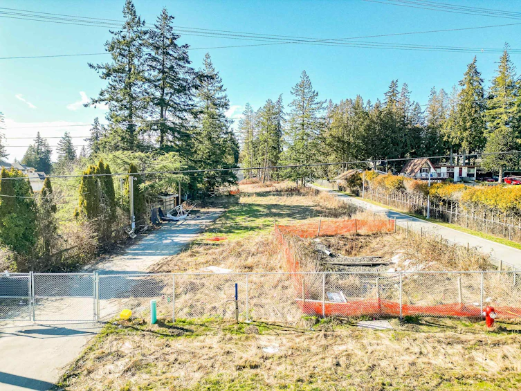 5497 128 Street, Surrey, BC, V3X 1T8