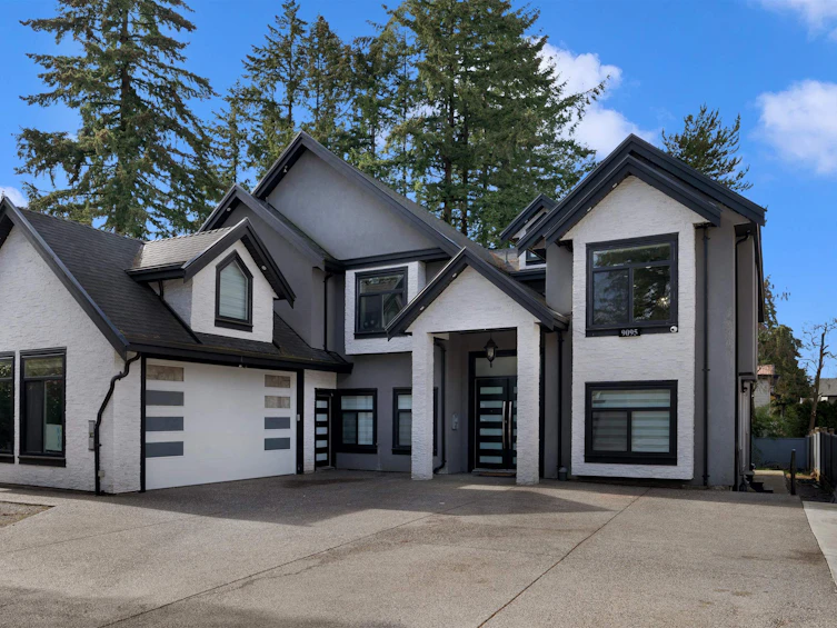 9095 148 Street, Surrey, BC, V3R 3W7
