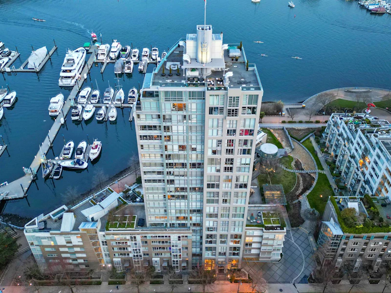 507 - 1228 Marinaside Crescent, Vancouver BC V6Z 2W4