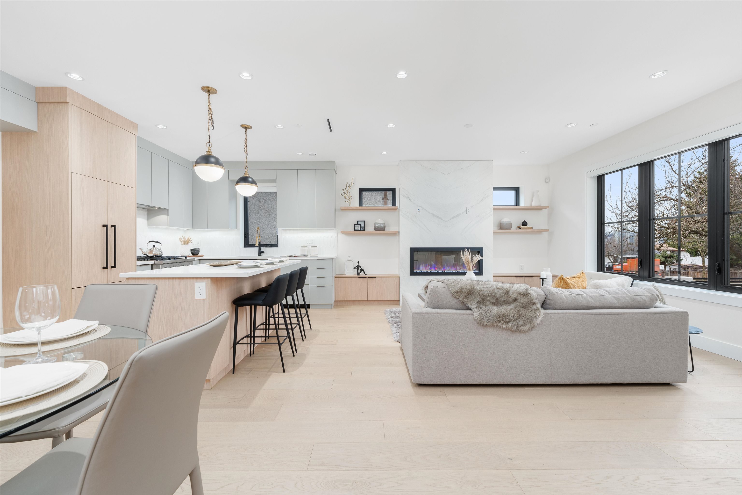 3565 Rupert Street, Vancouver, BC, V5M 3V9