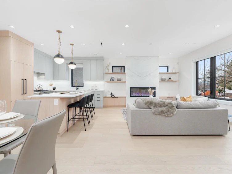 3565 Rupert Street, Vancouver, BC, V5M 3V9