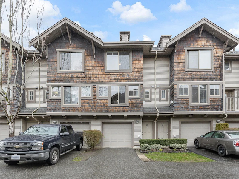 20 - 20761 Duncan Way, Langley BC V3A 9L4
