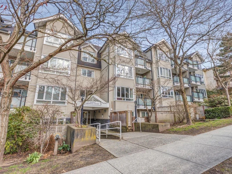 211 - 1823 E Georgia Street, Vancouver BC V5L 2B5