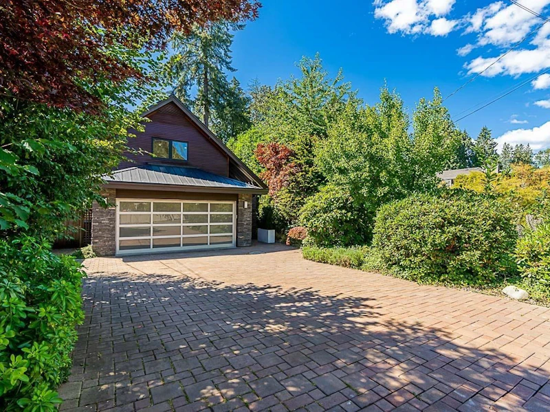 2155 Philip Avenue, North Vancouver BC V7P 2W5