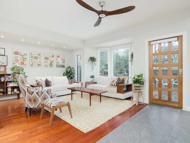 1839 W 12th Avenue, Vancouver BC V6J 2E7