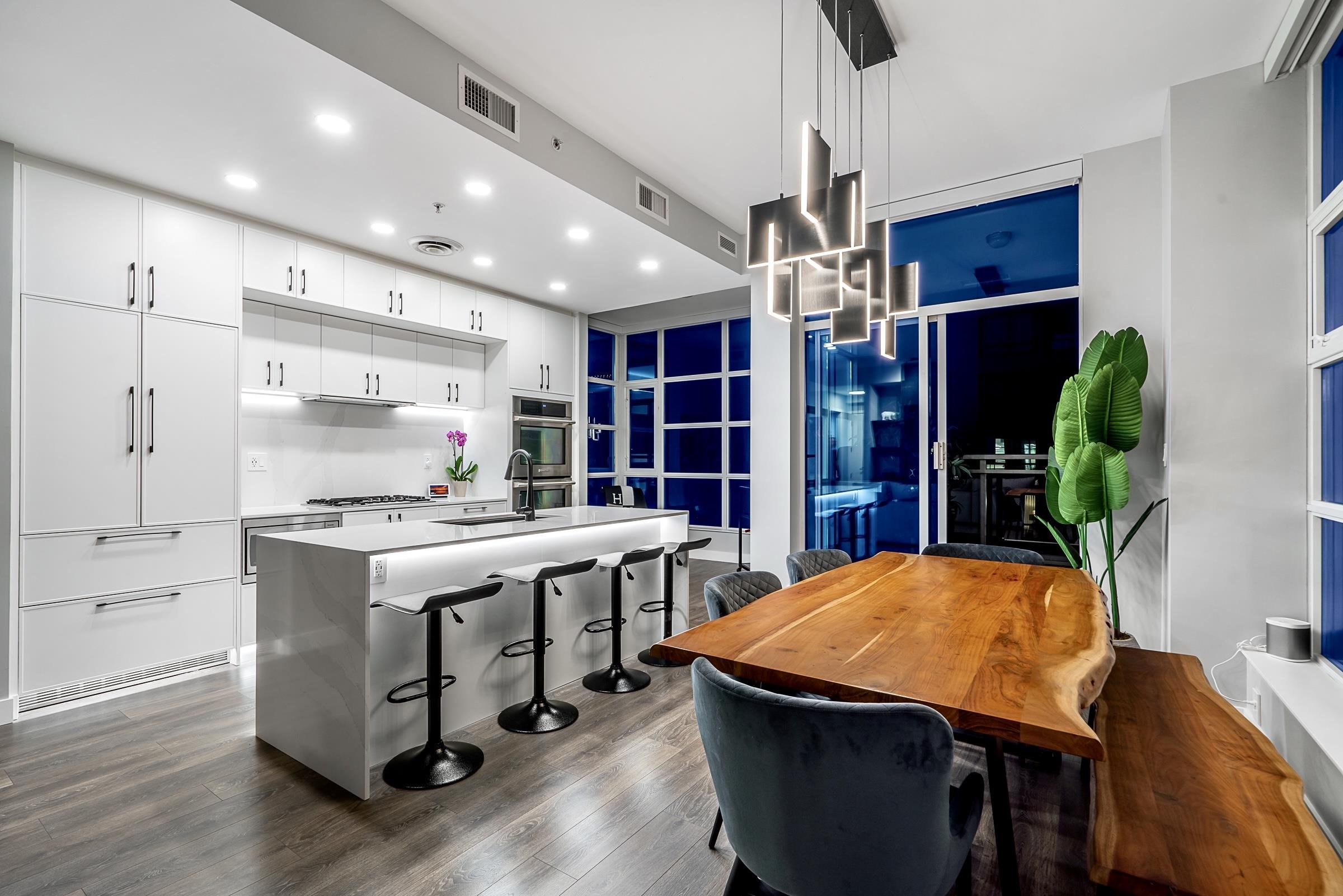 1401-1205 Howe Street, Vancouver, BC, V6Z 0B2