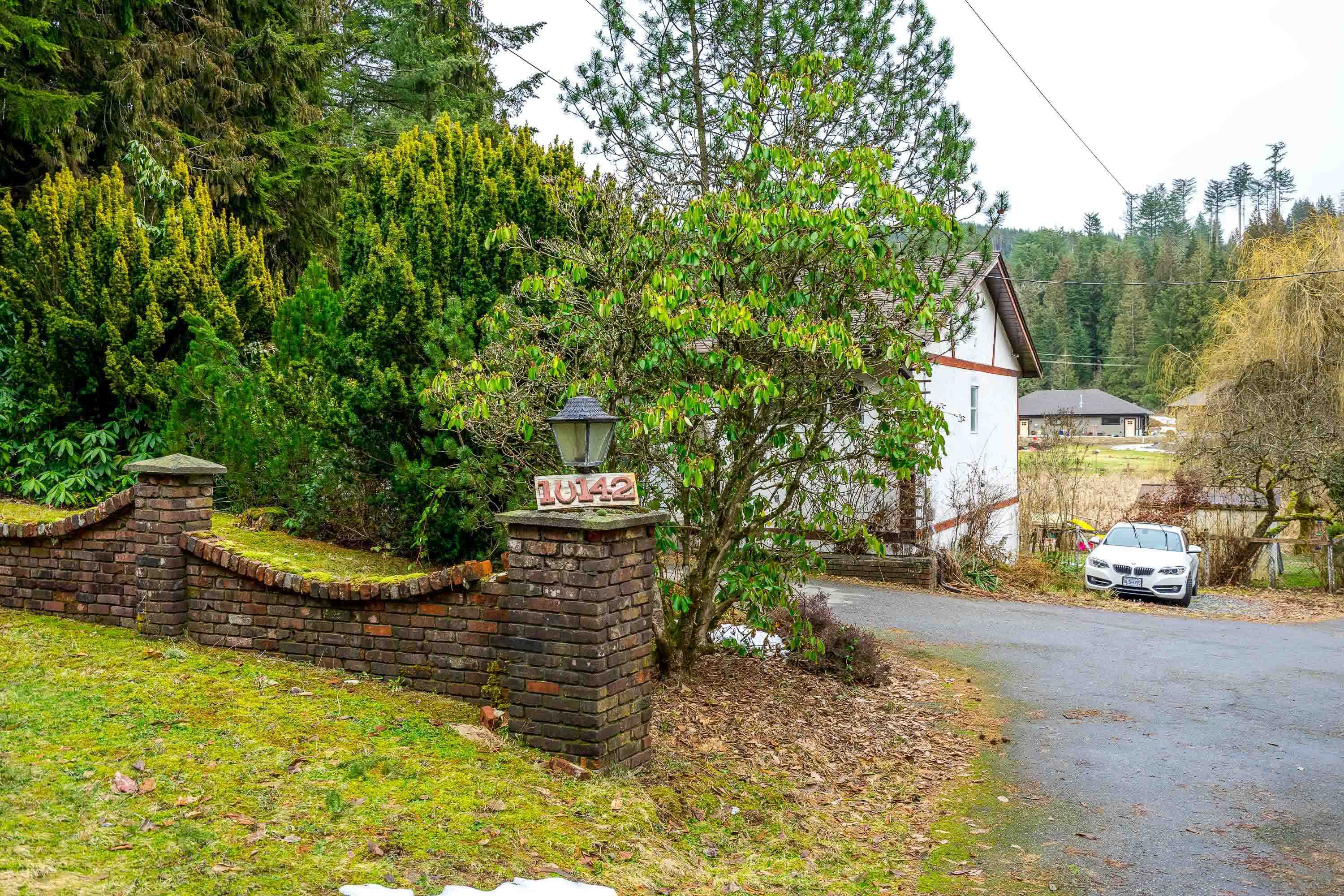 32353 Renee Court, Mission, BC, V4S 1K8