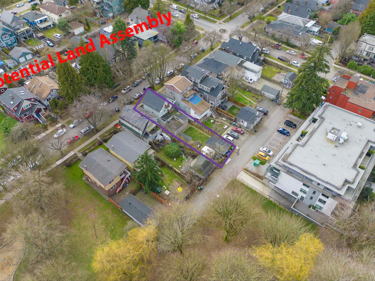 1137 E 10th Avenue, Vancouver, BC, V5T 2B6