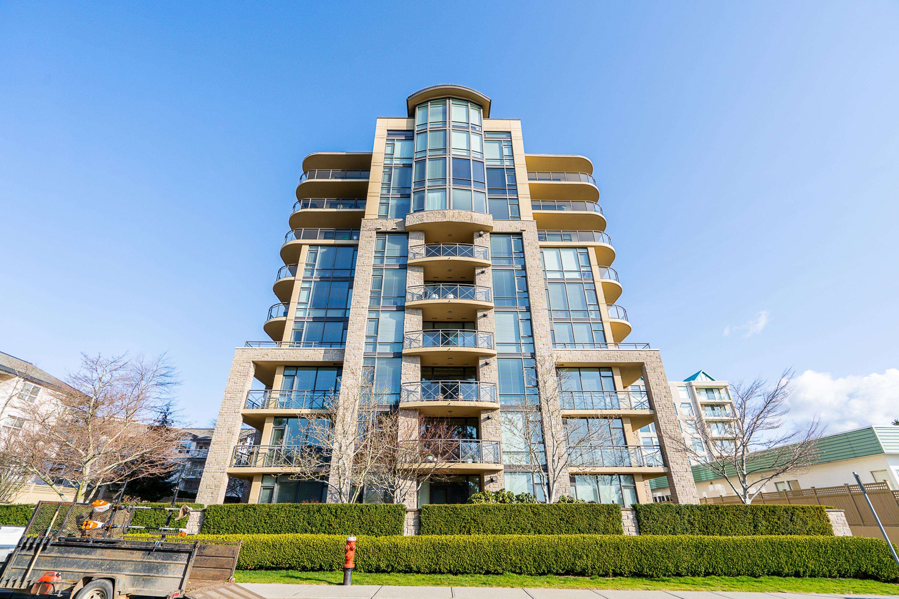 403-15445 Vine Avenue, Surrey, BC, V4B 2T3