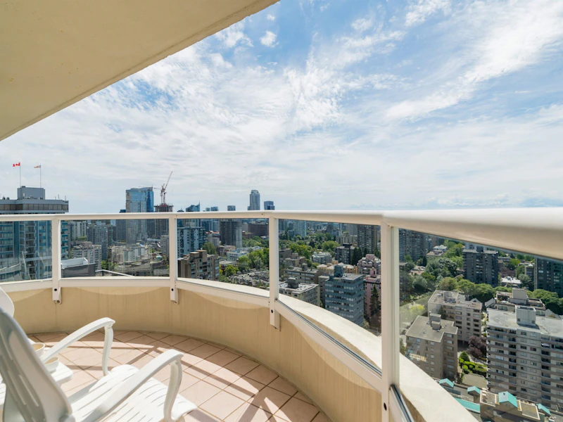 3001 - 717 Jervis Street, Vancouver BC V6E 4L5