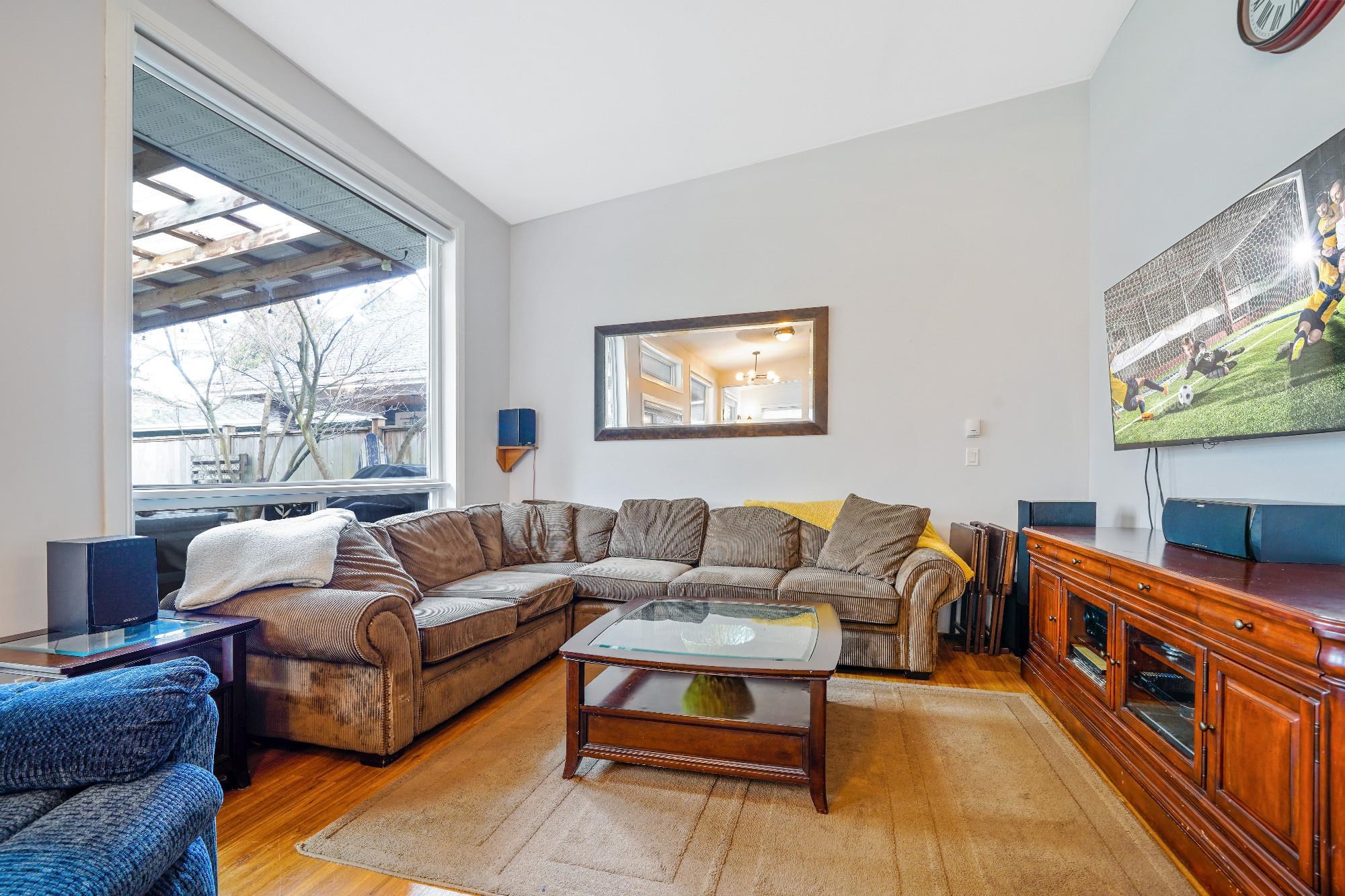 2139 156 Street, Surrey, BC, V4A 4T9