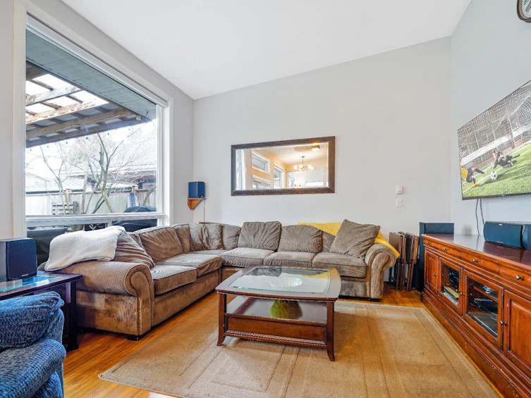 2139 156 Street, Surrey, BC, V4A 4T9