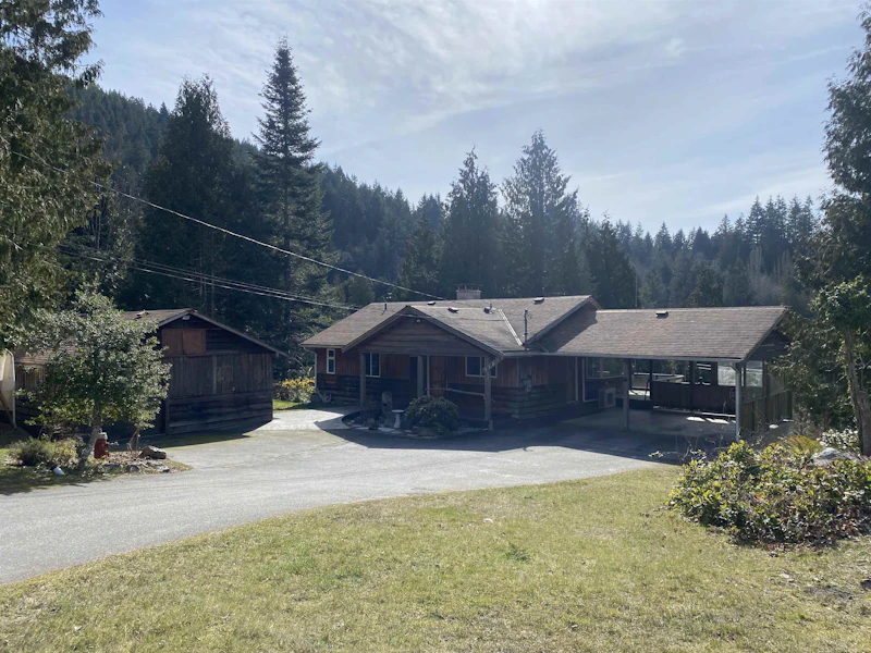 5188 Summit Road, Pender Harbour Egmont BC