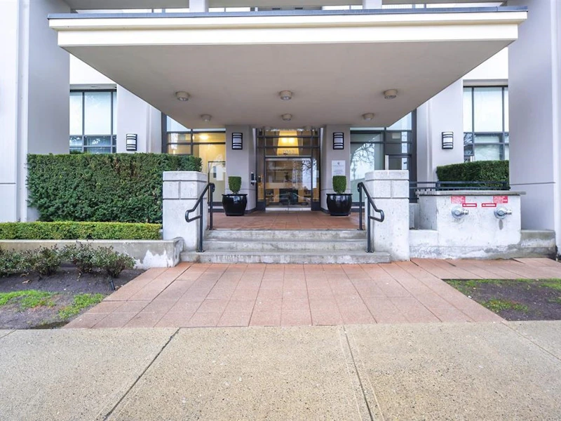 2702 - 7063 Hall Avenue, Burnaby BC V5E 0A5