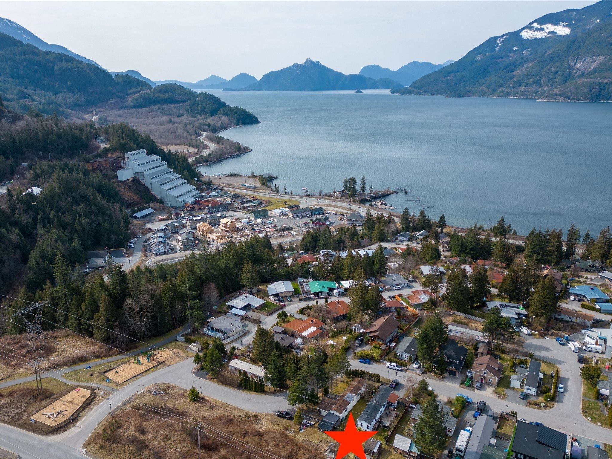 833 Britannia Way, Squamish, BC, V8B 1J2