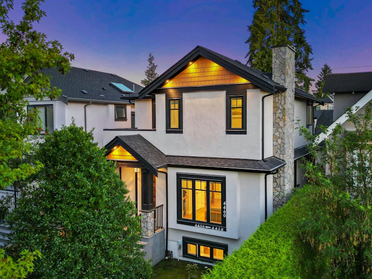 4460 W 13th Avenue, Vancouver, BC, V6R 2V3