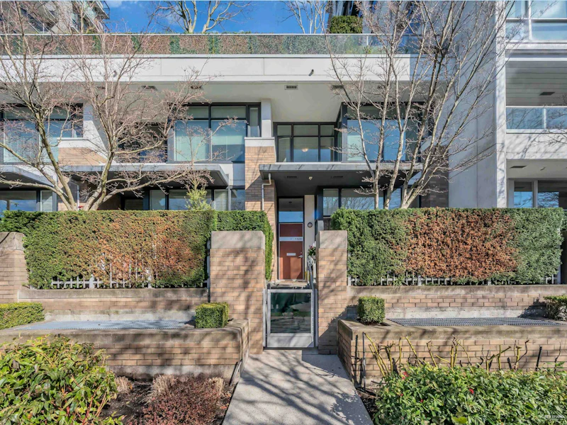 1324 Chesterfield Avenue, North Vancouver BC V7M 2M9