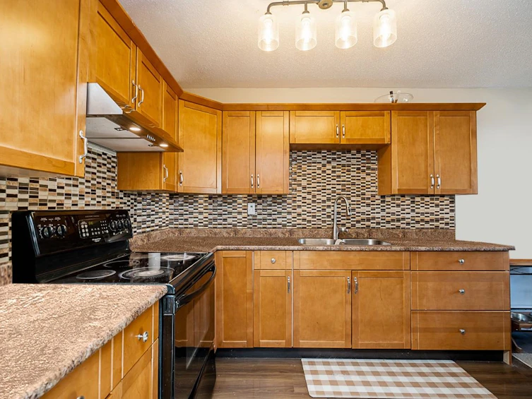 103 Springfield Drive, Langley, BC, V4W 3K6