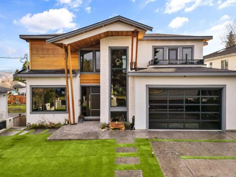 4868 Smith Avenue, Burnaby BC V5G 2W4