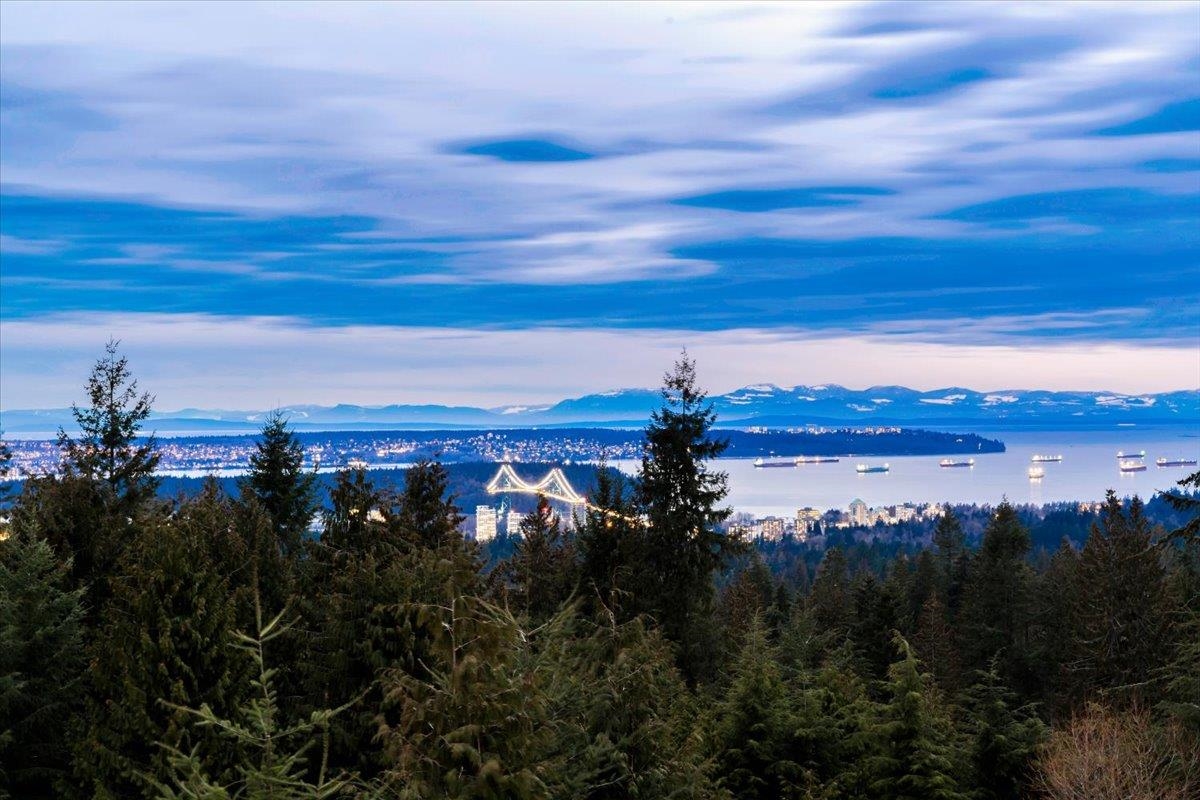 447 Monteray Avenue, North Vancouver, BC, V7N 3E9