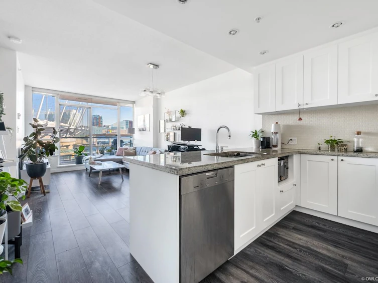 806-821 Cambie Street, Vancouver, BC, V6B 0E3