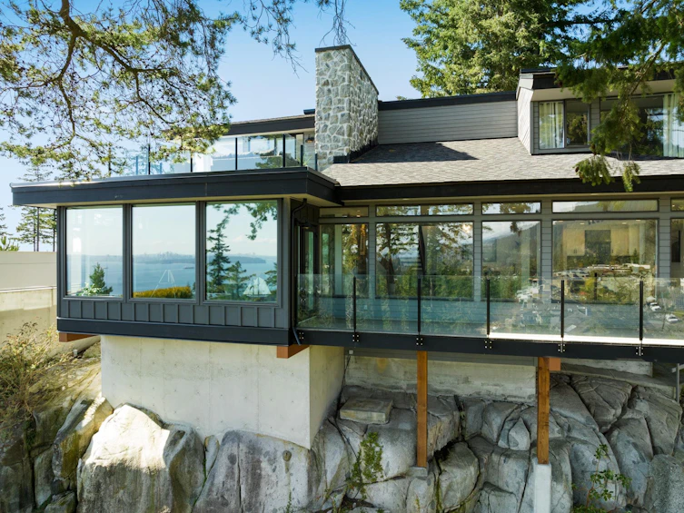 5132 Alderfeild Place, West Vancouver, BC, V7W 2W7
