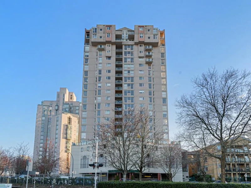 1105 - 10 Laguna Court, New Westminster BC V3M 6W3